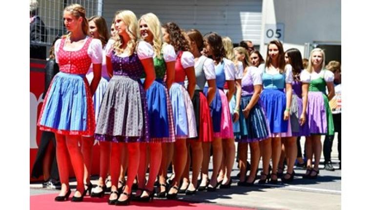 فستان ديرندل موضة متجددة من جبال | جريدة الأنباء