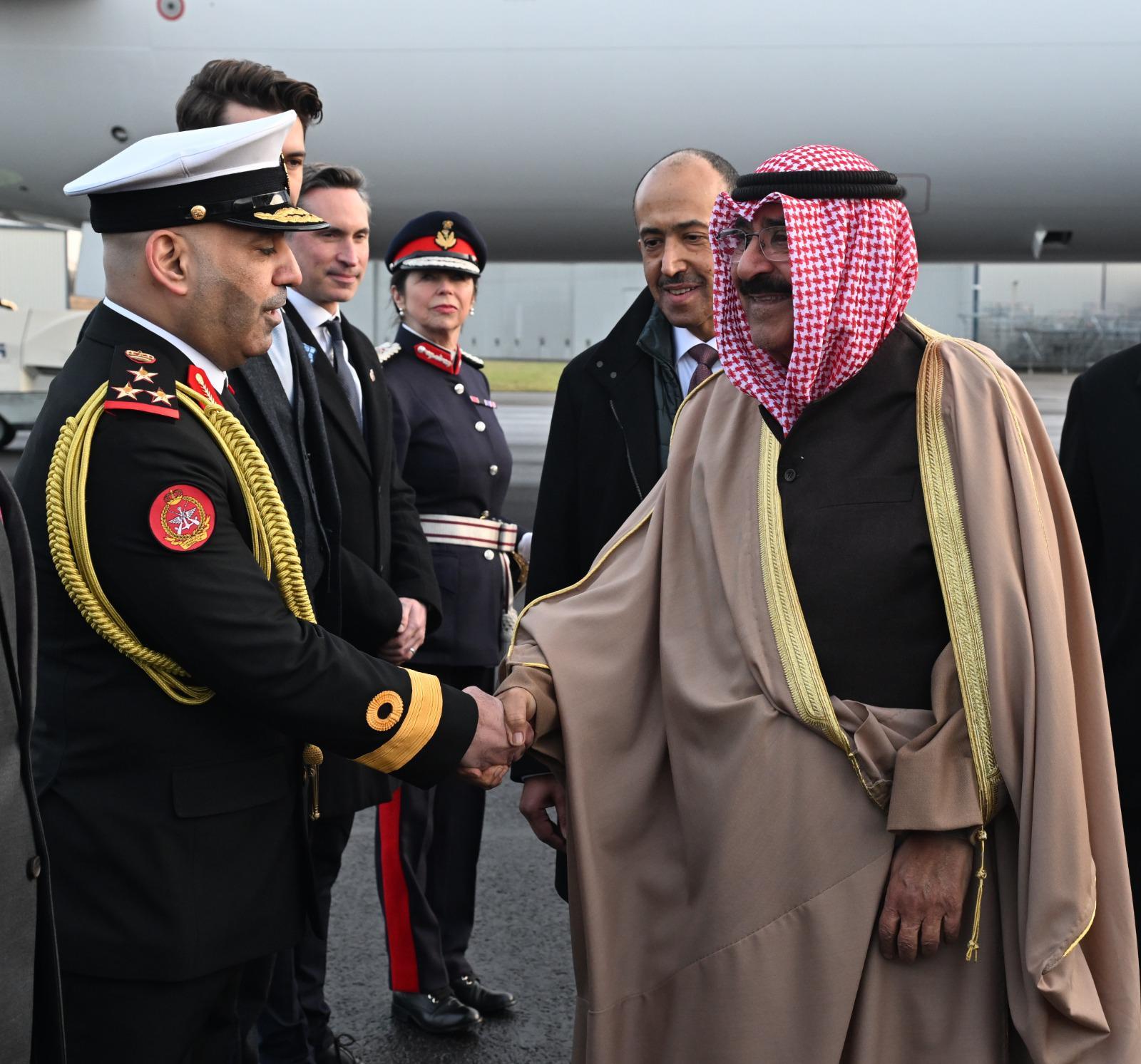 سمو أمير البلاد يصل إلى اسكتلندا بالمملكة المتحدة تلبية لدعوة شخصية من الملك تشارلز الثالث