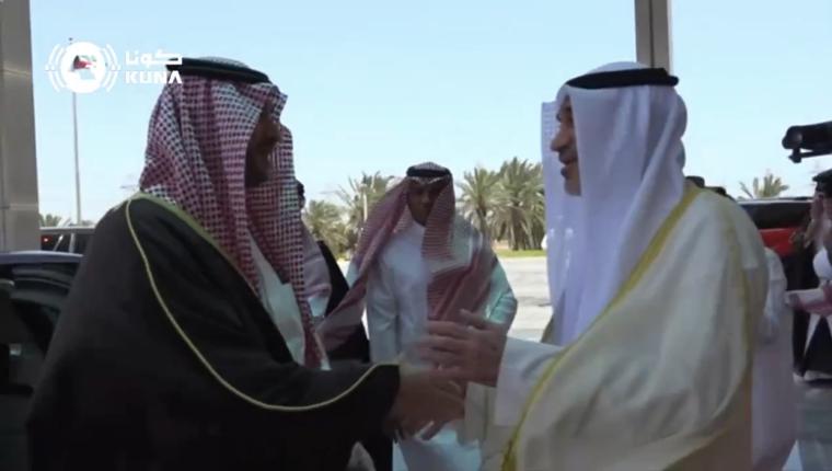 النائب الأول يبحث مع وزير الدولة عضو مجلس الوزراء السعودي الموضوعات ذات الاهتمام المشترك