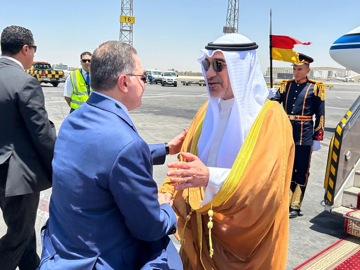 النائب الأول لرئيس الوزراء ووزير الدفاع ووزير الداخلية يصل إلى مصر في زيارة رسمية