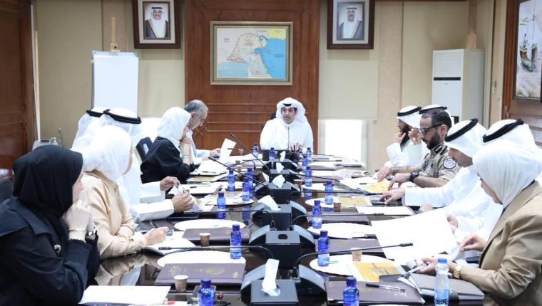 اللجنة العليا لمعرض الكتاب تستعرض برئاسة وزير الاعلام والثقافة آخر الاستعدادات لإقامة الدورة الـ48 للمعرض الشهر المقبل