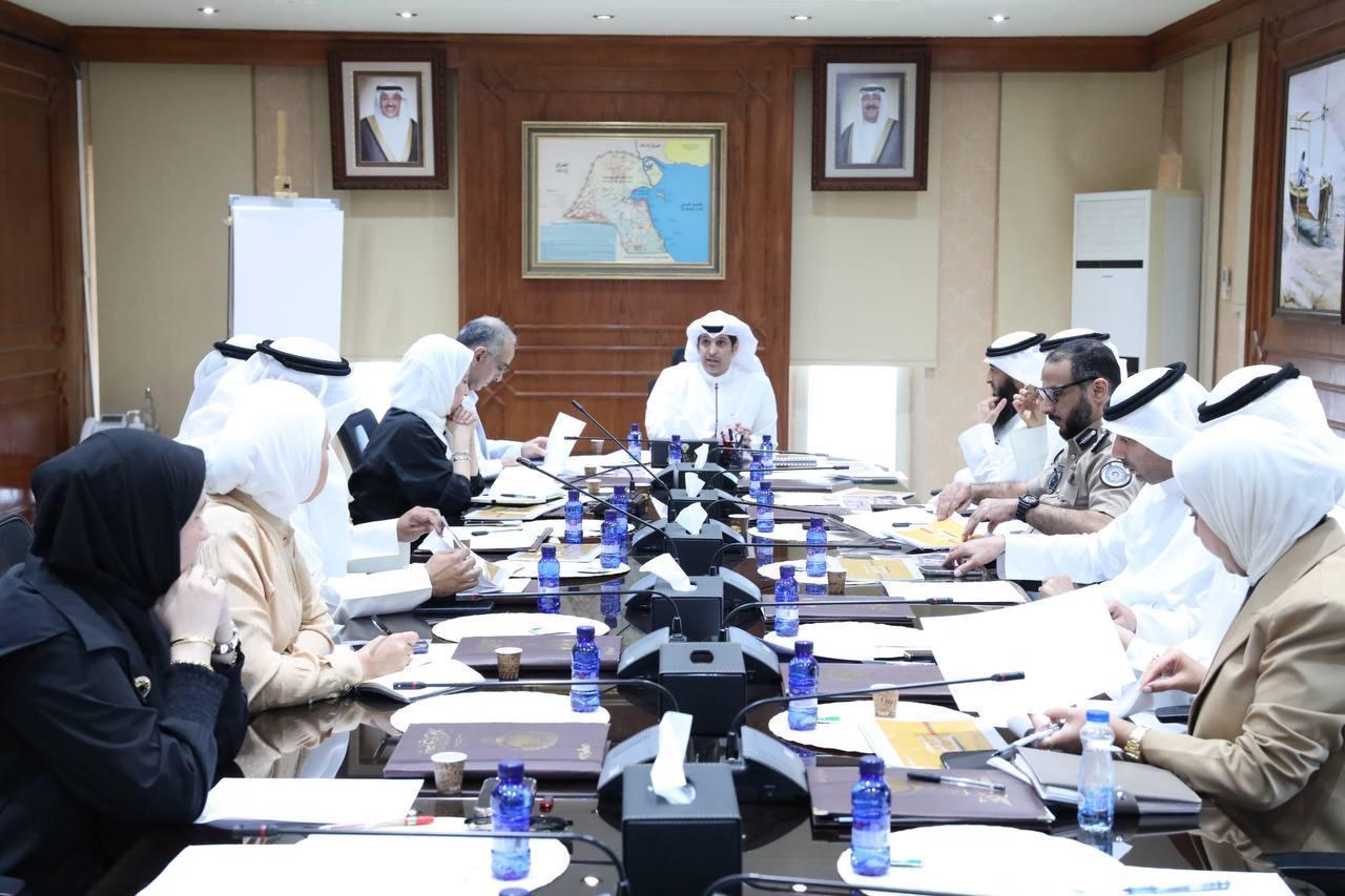 اللجنة العليا لمعرض الكتاب تستعرض برئاسة وزير الاعلام والثقافة آخر الاستعدادات لإقامة الدورة الـ48 للمعرض الشهر المقبل