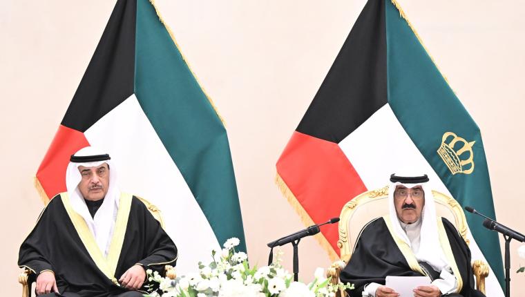 سمو أمير البلاد القائد الأعلى للقوات المسلحة يقوم بزيارة إلى وزارة الدفاع