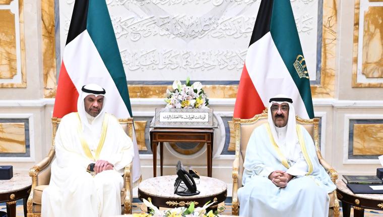 سمو أمير البلاد يستقبل وزير الخارجية ورؤساء البعثات الدبلوماسية الجدد