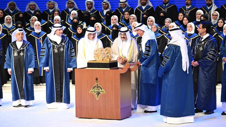 خريجو (التطبيقي): رعاية سمو أمير البلاد لحفل تخرجنا وسام فخر وحافز لنا لمواصلة مسيرة التفوق