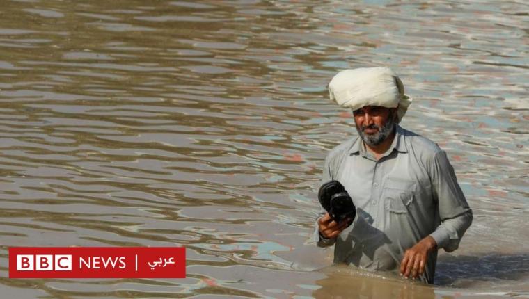 فيضانات باكستان: وزيرة المناخ تقول إن ثلث مساحة البلاد غرق بالكامل