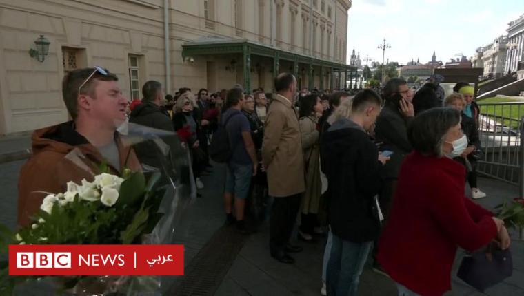 ميخائيل غورباتشوف: المشيعون يلقون نظرة الوداع على الزعيم السوفيتي قبل دفنه