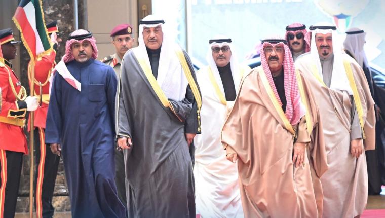 سمو أمير البلاد يتوجه إلى المملكة المتحدة الصديقة تلبية لدعوة شخصية من الملك تشارلز الثالث