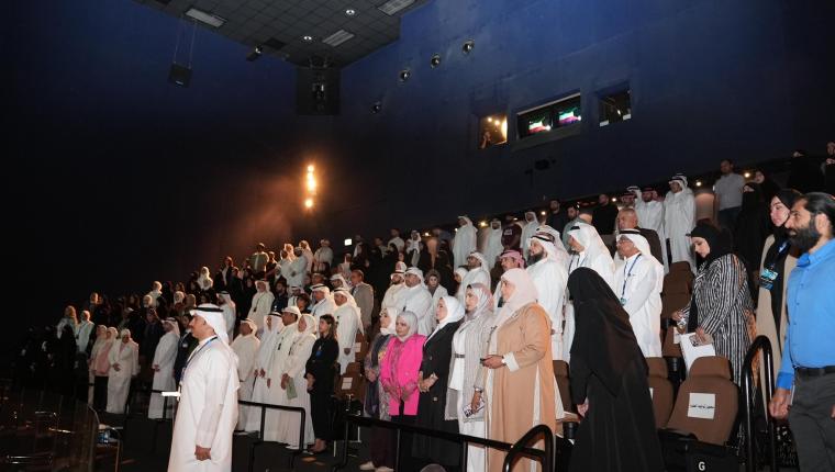 المركز العلمي ووزارة التربية ينظمان مؤتمر (الابتكارات والرؤى الجديدة في علم الأحياء)