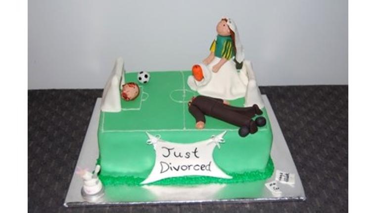 طبيبة الإرشاد النفسي نادية الخالدي: الاحتفال بالطلاق بكل أشكاله ظاهرة طبيعية