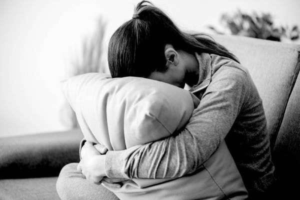 الاكتئاب في الصغر يعرضك لبعض الأخطار بالكبر