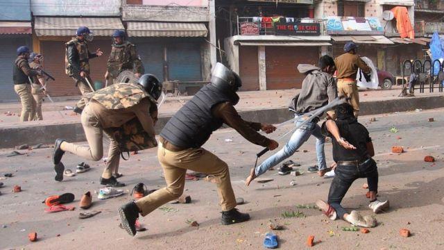 خلال تظاهرات احتجاجية على قانون الجنسية المثير للجدل عام 2019