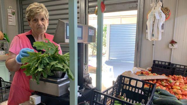 آنا ماريا بائعة الخضروات