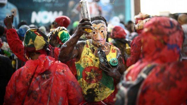 مشاركون في كرنفال نوتنغ هيل