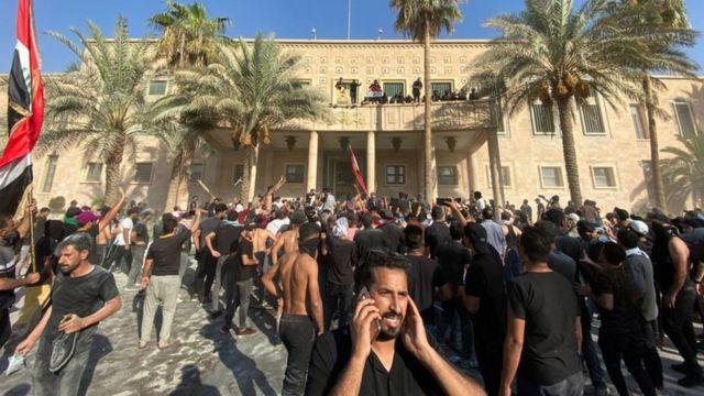 تظاهرات أنصار الصدر في العراق