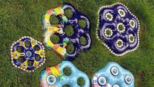 "السبع عيون"ّ واحدة من أشهر الأعمال التراثية العراقية.